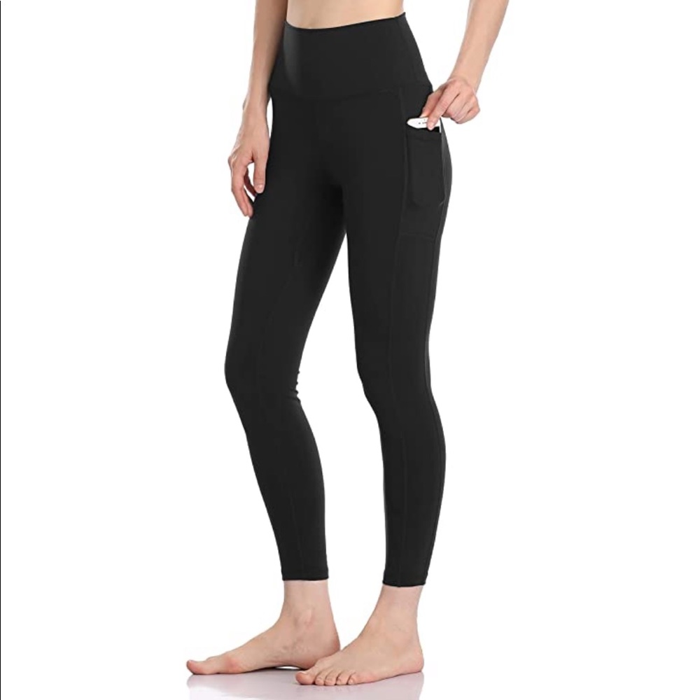 NWT SOLD OUT colorfulkoala 7/8 leggings in black